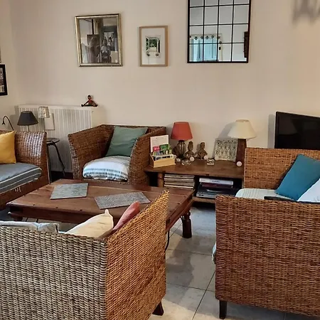 Jolie Maison Hauteur D'antibes Casa vacanze Antibes