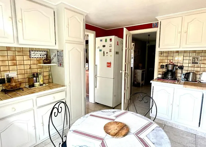Jolie Maison Hauteur D'antibes Casa vacanze Antibes