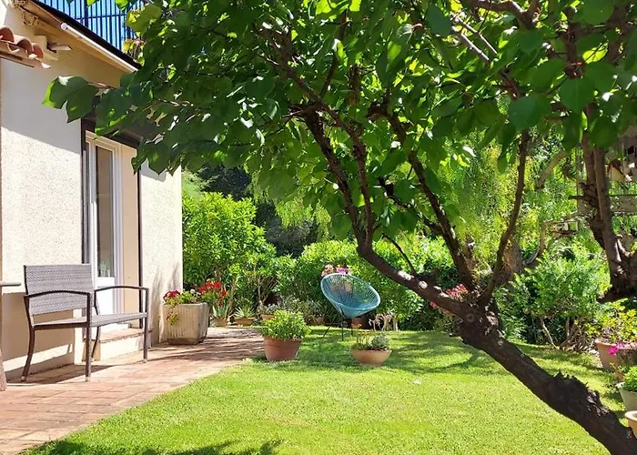 Jolie Maison Hauteur D'antibes *