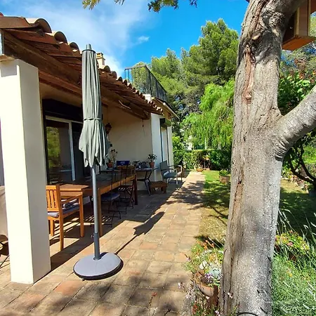 בית נופש Jolie Maison Hauteur D'antibes אנטיב