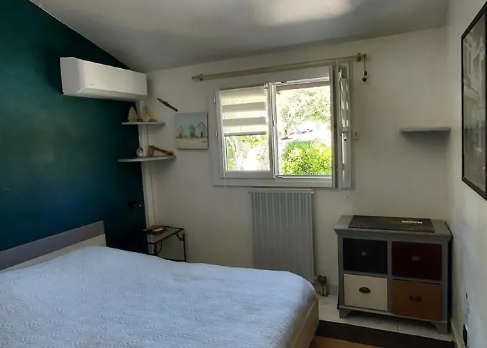Дом отдыха Jolie Maison Hauteur D'antibes