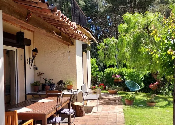 Дом отдыха Jolie Maison Hauteur D'antibes Антиб