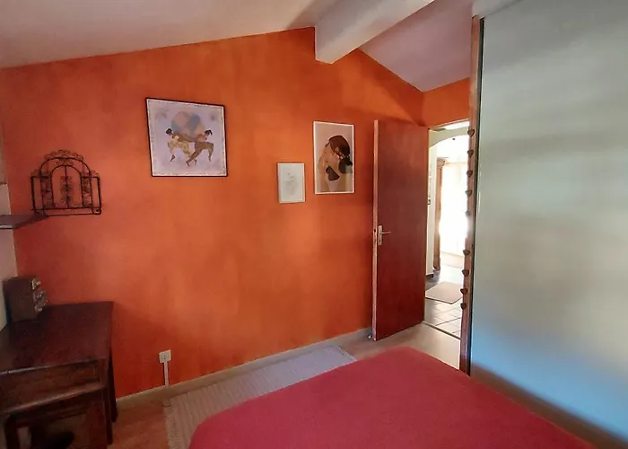 Дом отдыха Jolie Maison Hauteur D'antibes Антиб